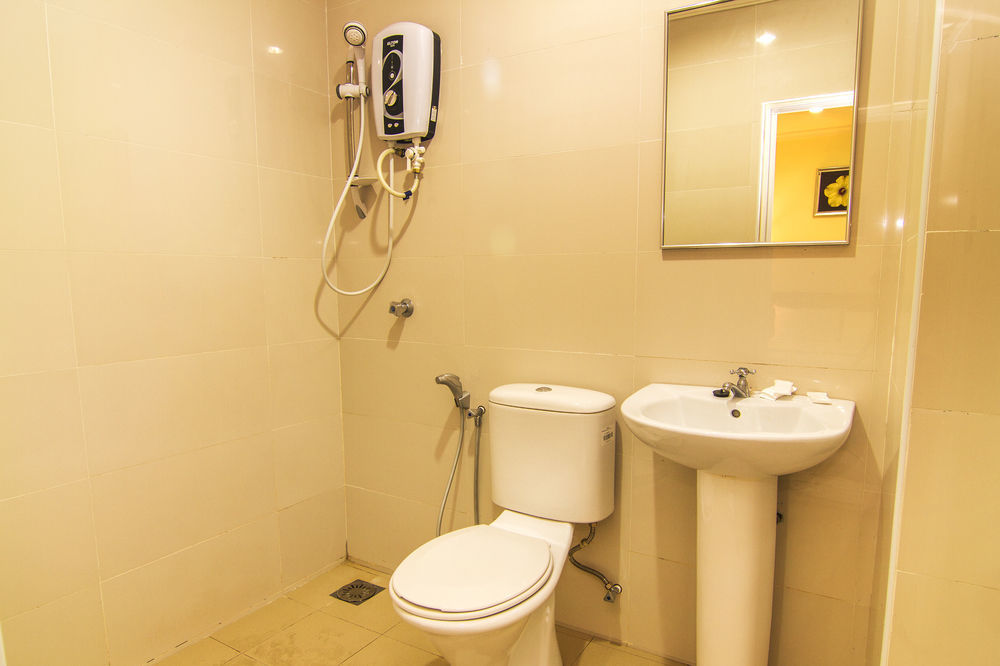 Oyo 327 Buddys Hotel Kuala Lumpur Eksteriør billede