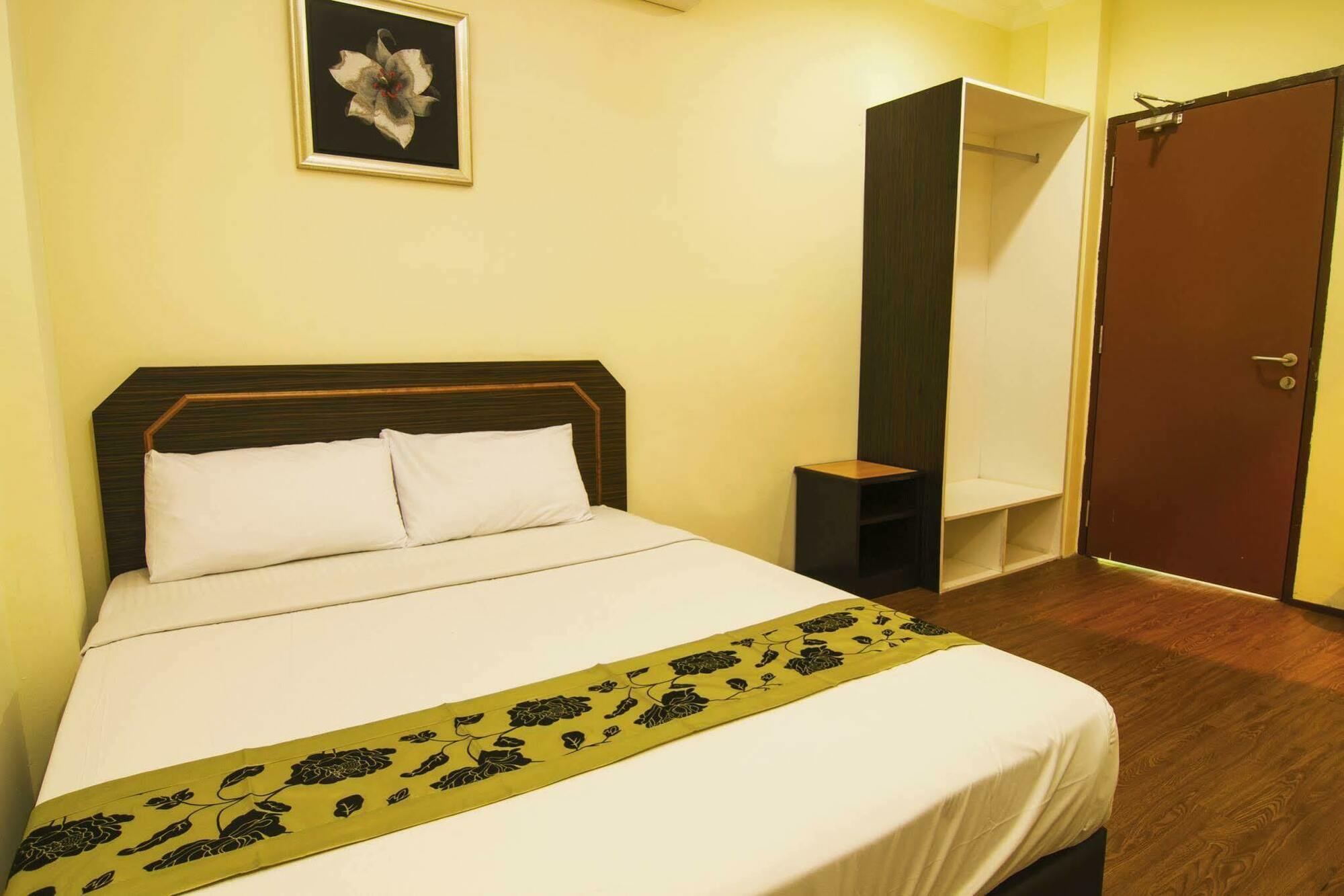 Oyo 327 Buddys Hotel Kuala Lumpur Eksteriør billede